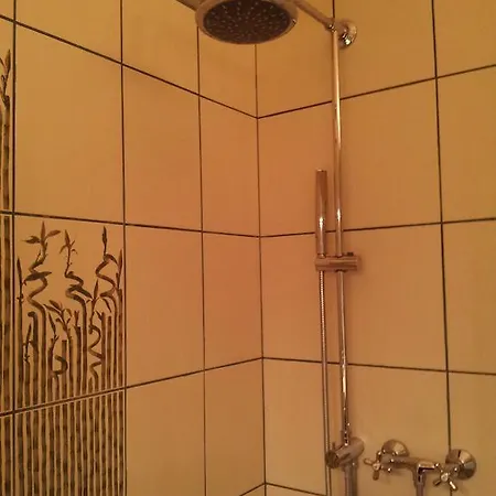Studio Along The Danube Budapest Room photo